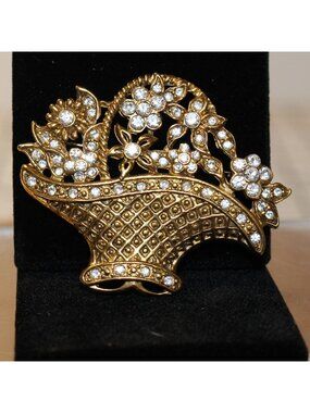 Vtg 1928 Gold-Tone Basket Brooch With Rhinestone Flowers Elegant Floral Design
